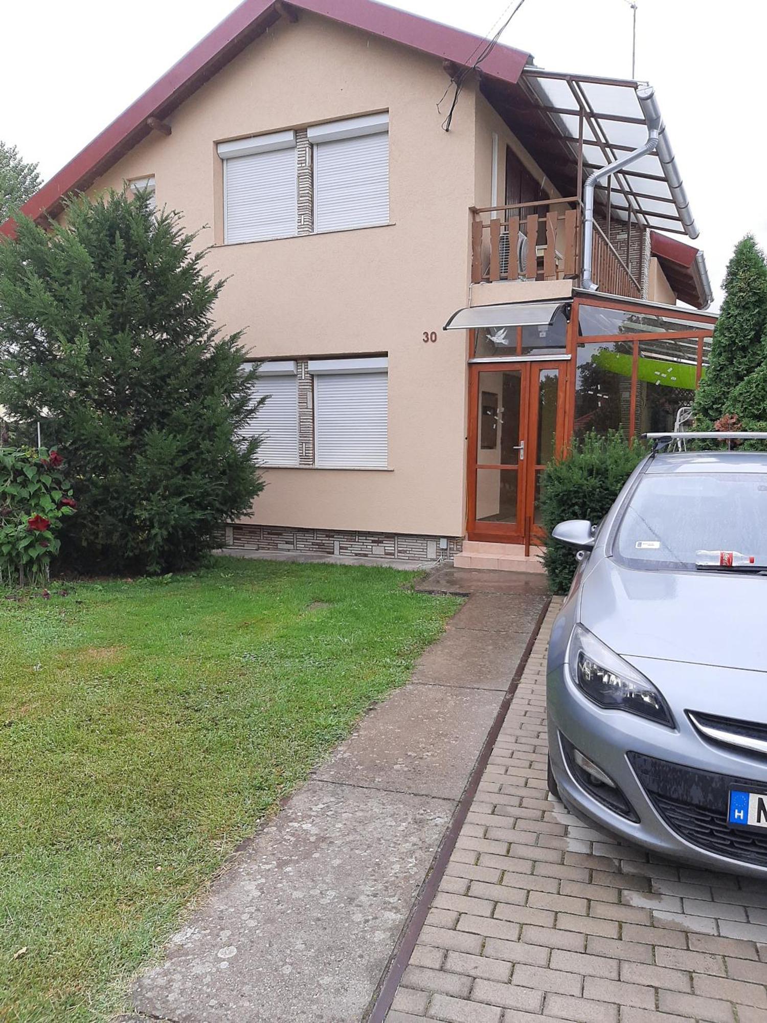 Agancs Vendeghaz Hotel Balatonszárszó Buitenkant foto