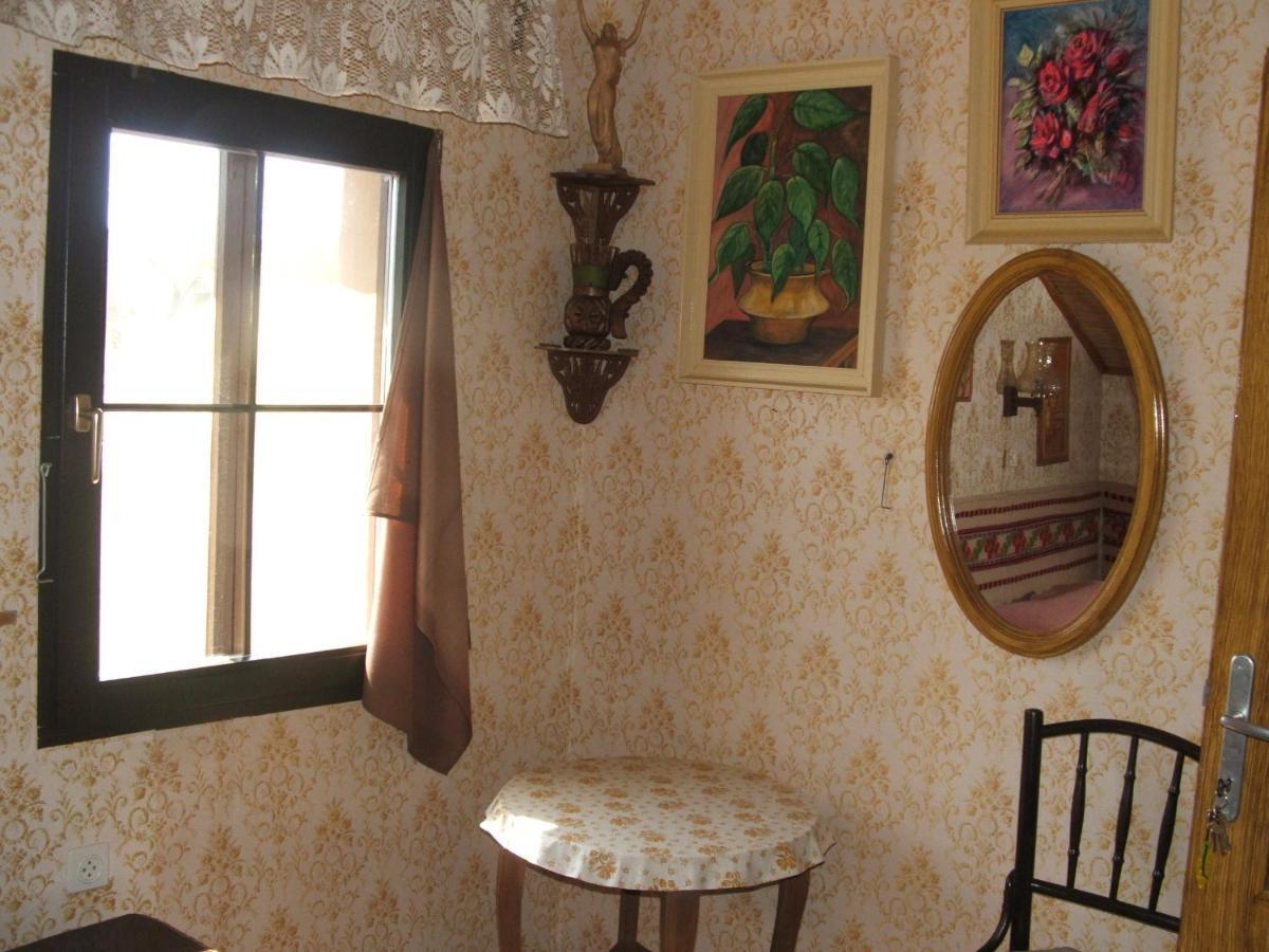 Agancs Vendeghaz Hotel Balatonszárszó Buitenkant foto